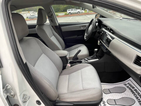 2016 Toyota Corolla LE