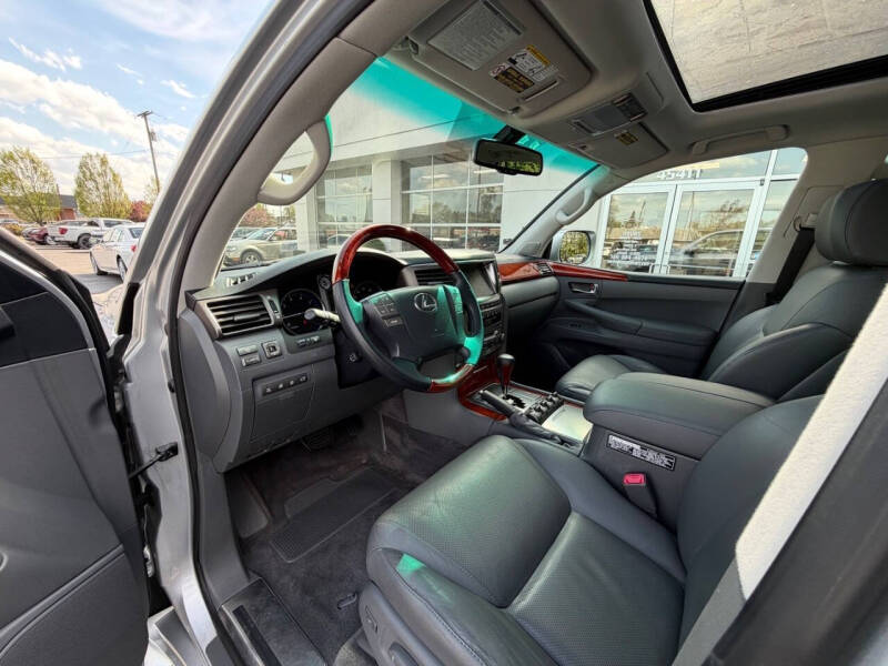 2008 Lexus LX 570