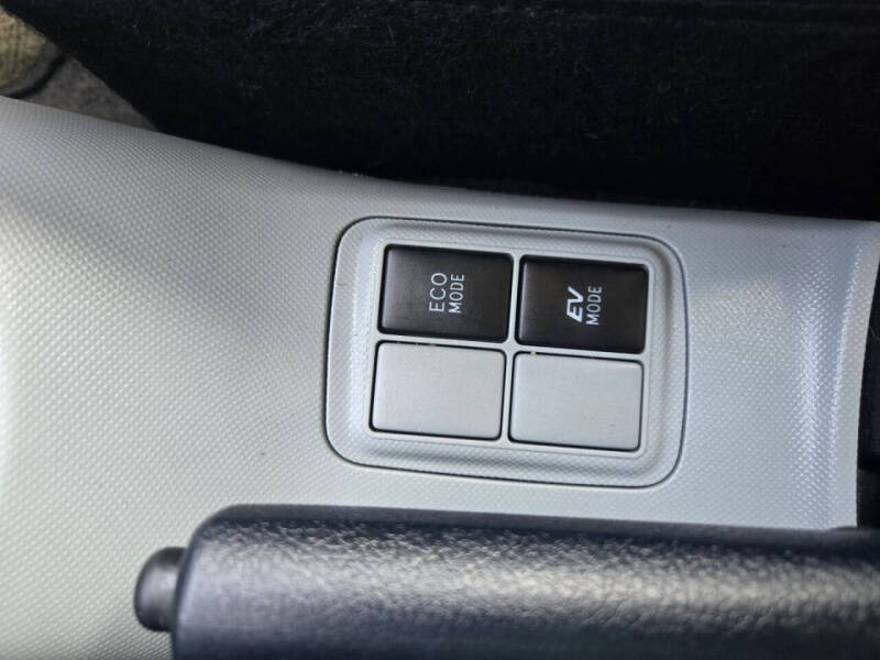 2014 Toyota Prius c One