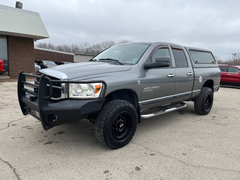 2006 Dodge Ram 2500 Pickup SLT photo 2