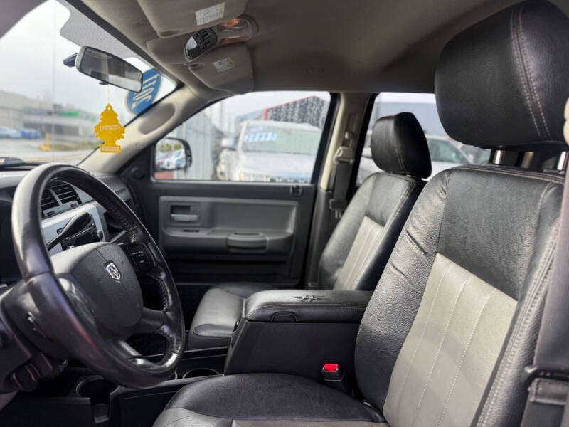 2011 RAM Dakota Laramie