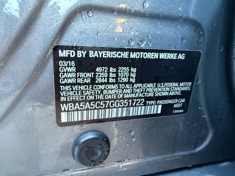 2016 BMW 5 Series 528i