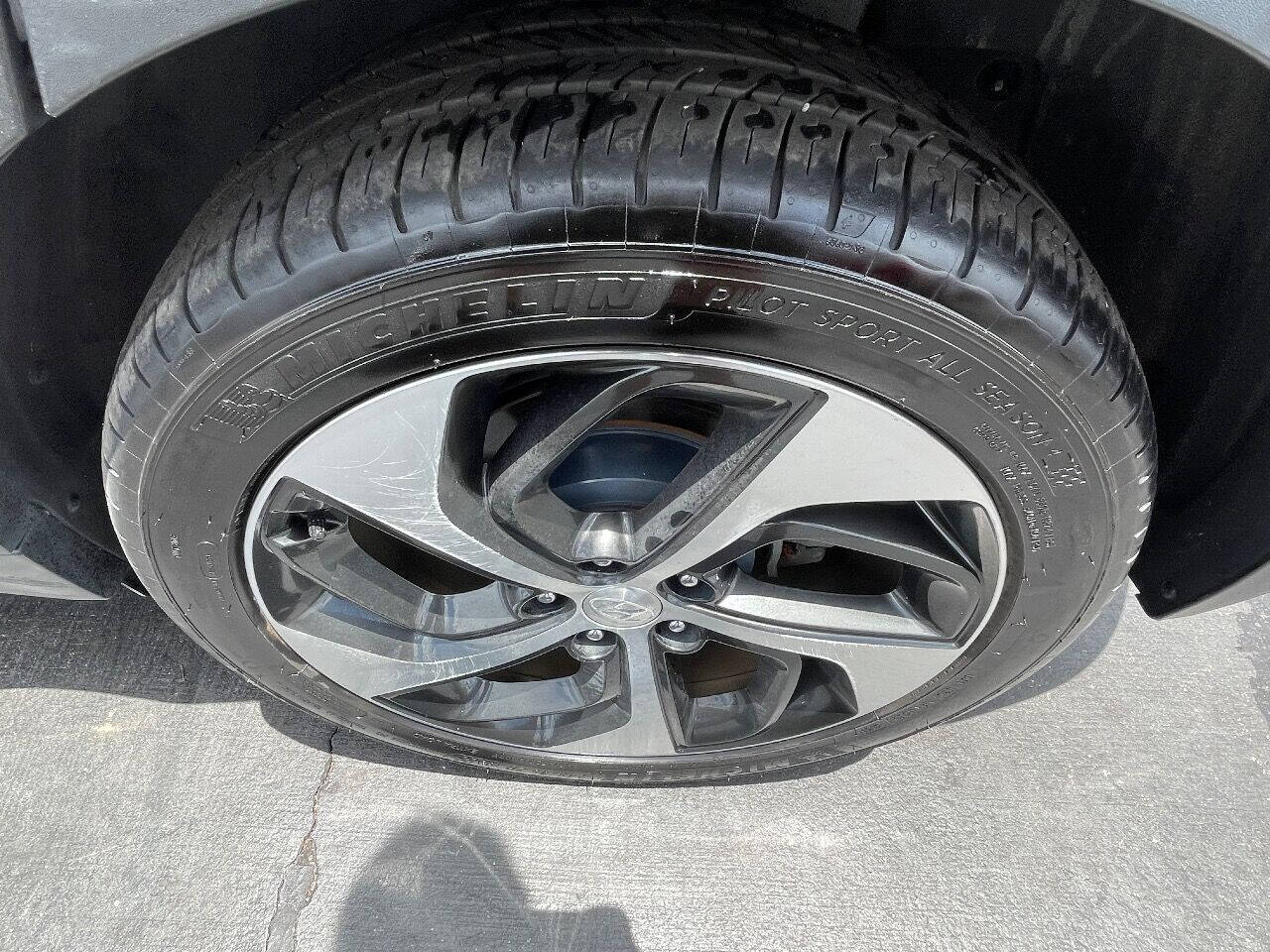 2016 Hyundai Tucson  - $14,900