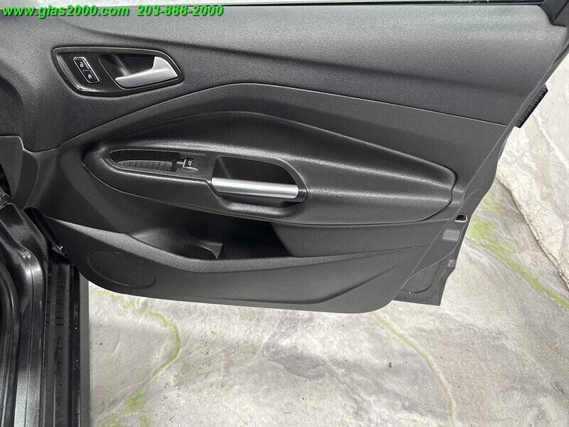 2016 Ford C-MAX Hybrid SE