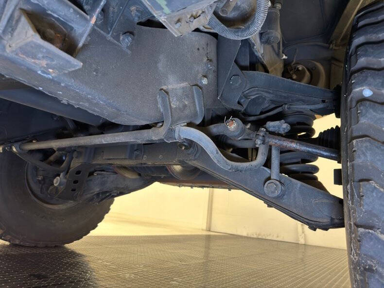 2005 AM General Hummer