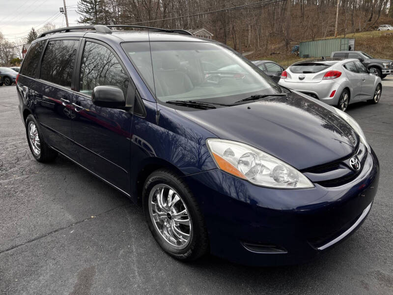 2007 Toyota Sienna CE 7-Passenger