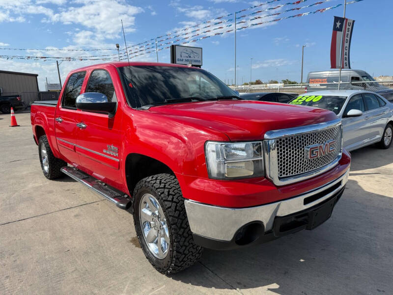 2013 GMC Sierra 1500 SLE photo 2