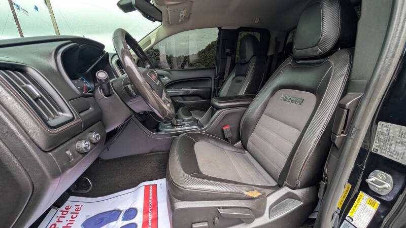 2017 GMC Canyon SLE