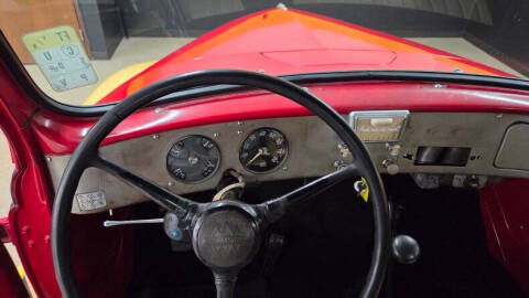 1953 International L-120 Series