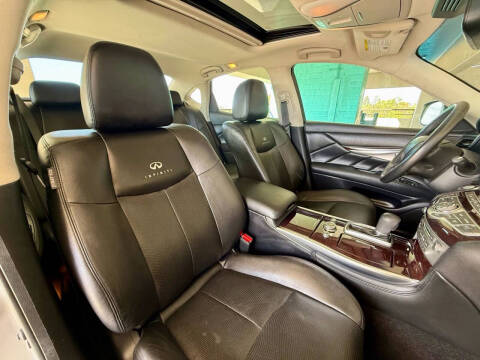 2011 Infiniti M37