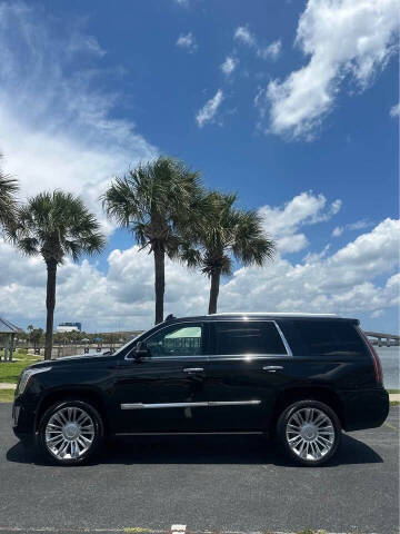 2017 Cadillac Escalade Platinum
