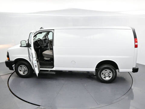 2023 Chevrolet Express 2500