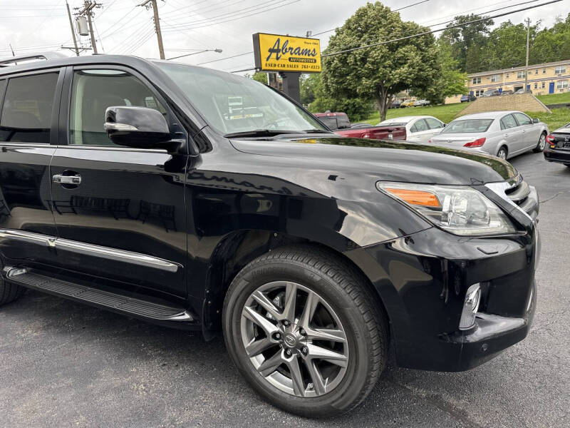 2014 Lexus LX 570