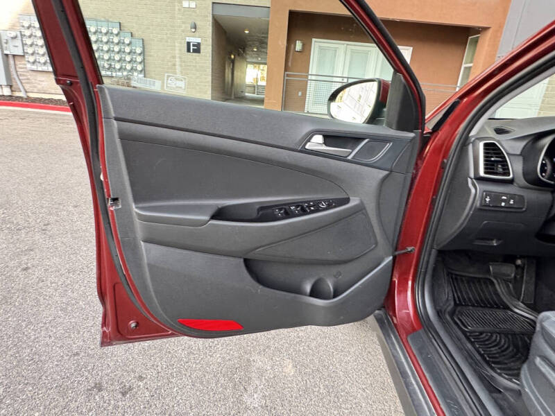 2020 Hyundai Tucson SE