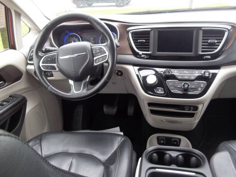 2019 Chrysler Pacifica Touring L