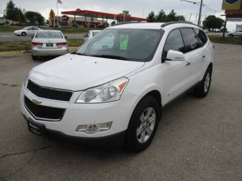 2010 Chevrolet Traverse for sale at King's Kars in Marion IA