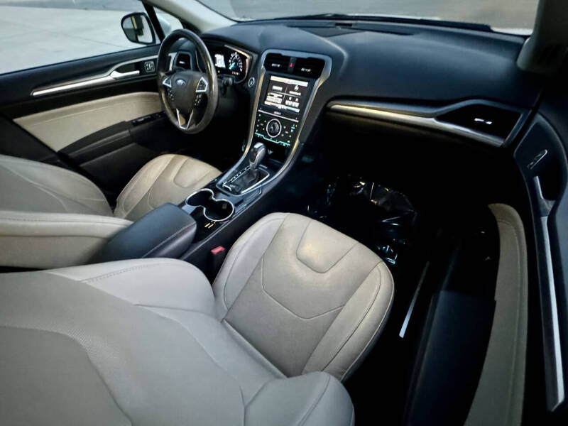 2014 Ford Fusion Hybrid Titanium