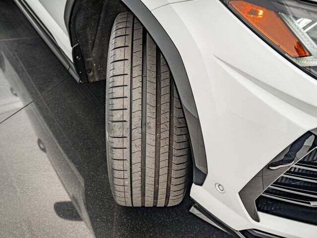 2022 Lamborghini Urus