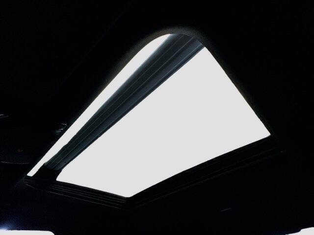 2022 BMW 3 Series 330e