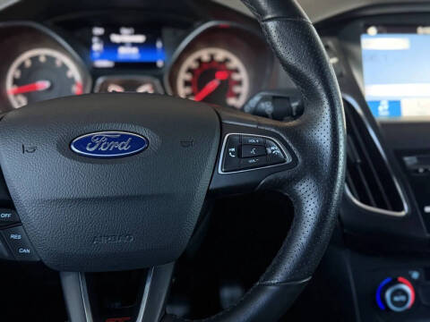 2017 Ford Focus ST