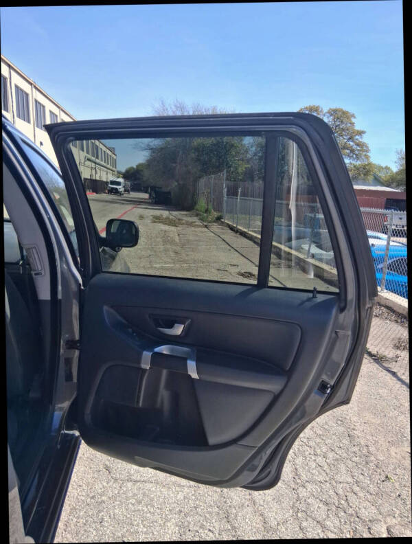 2010 Volvo XC90 3.2