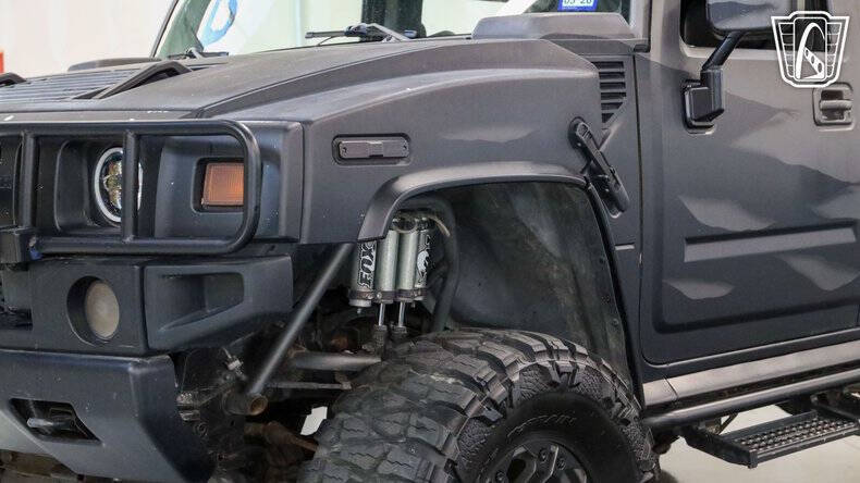 2003 HUMMER H2