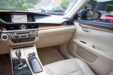 2014 Lexus ES 300h