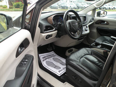 2018 Chrysler Pacifica Touring L