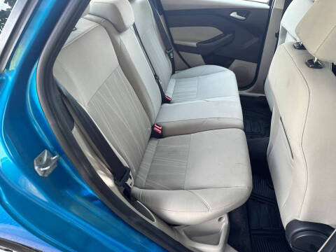 2017 Ford Focus SE