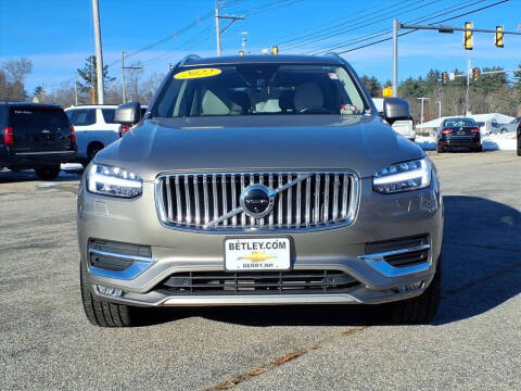 2022 Volvo XC90 T6 Inscription 6-Passenger