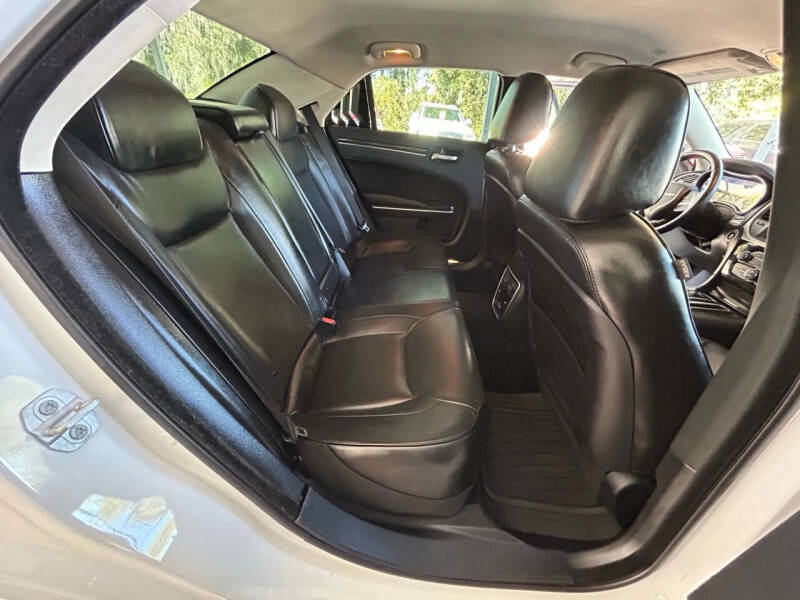 2019 Chrysler 300 Limited