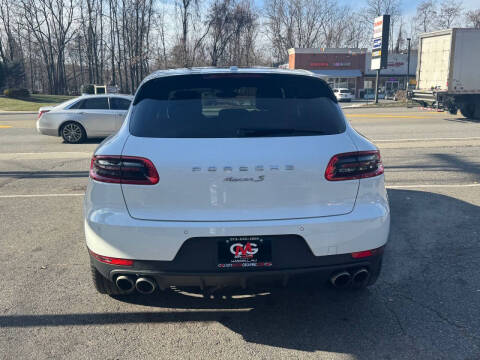 2017 Porsche Macan S