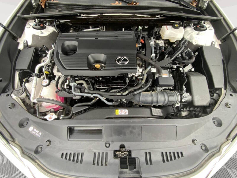 2023 Lexus ES 300h Luxury