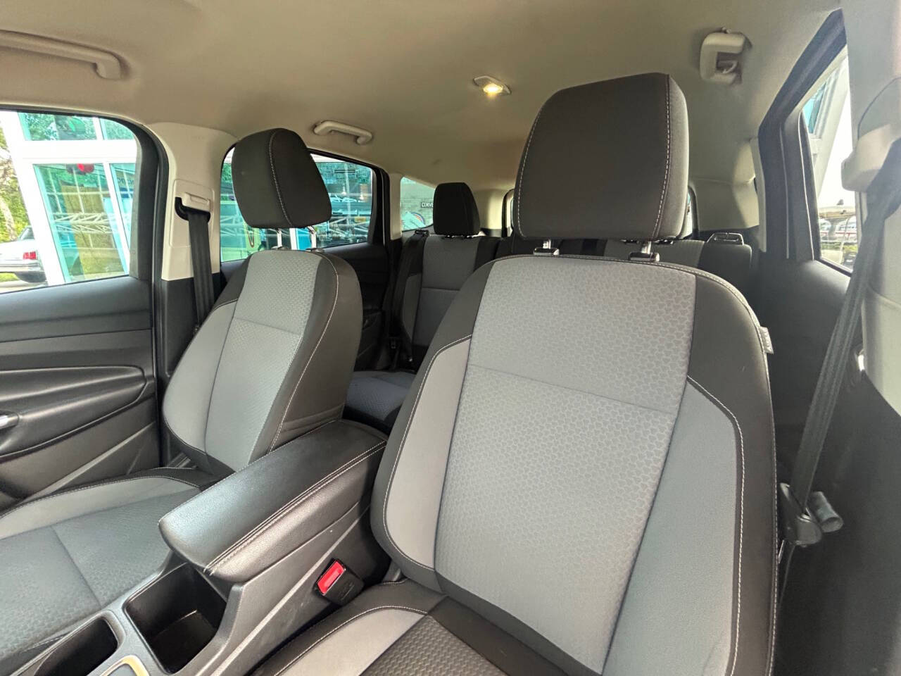 2017 Ford Escape 23
