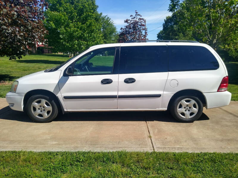 2004 Ford Freestar SE