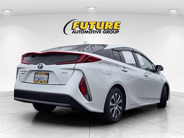2022 Toyota Prius Prime XLE