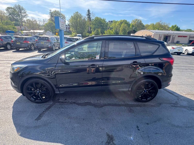 2019 Ford Escape SE