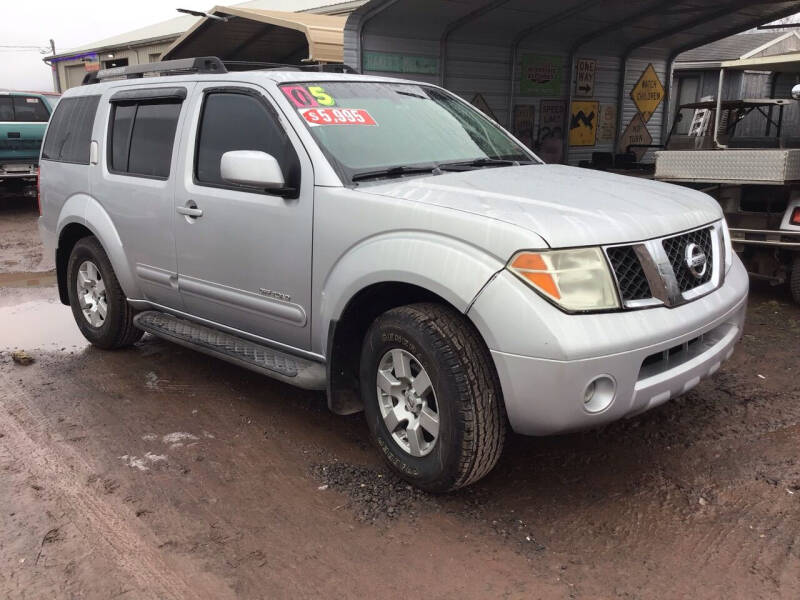 2005 Nissan Pathfinder for sale at Troy's Auto Sales in Dornsife PA
