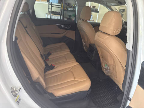 2021 Audi Q7 quattro Premium Plus 55 TFSI