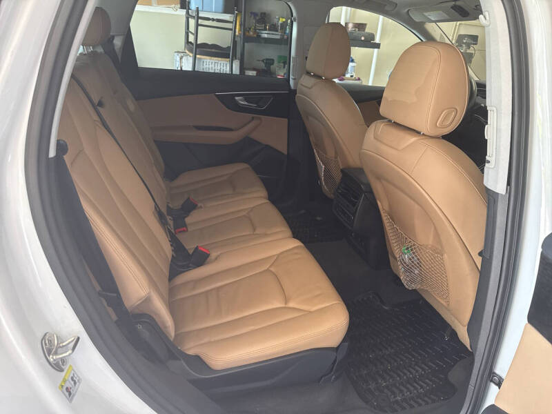 2021 Audi Q7 quattro Premium Plus 55 TFSI