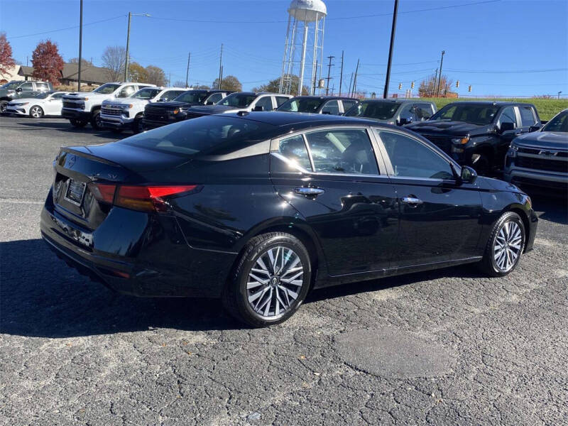 2023 Nissan Altima 2.5 SV