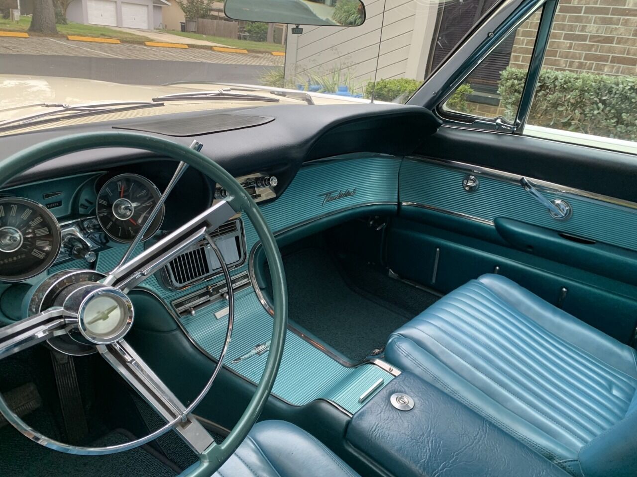 1962 Ford Thunderbird 45