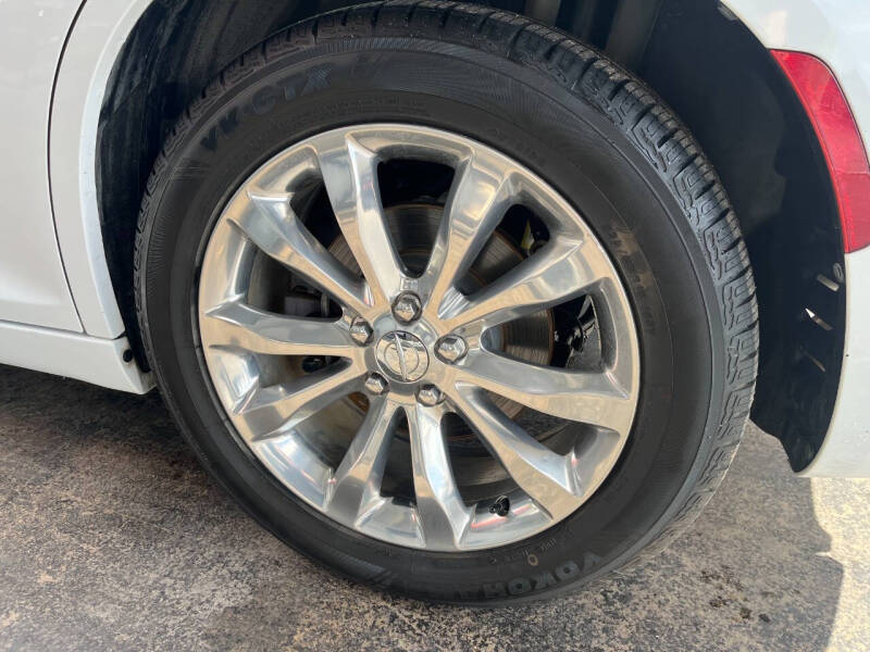 2020 Chrysler 300 Limited