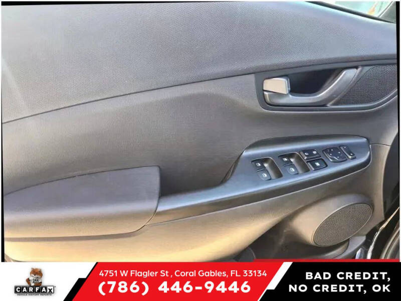 2022 Hyundai Kona SE