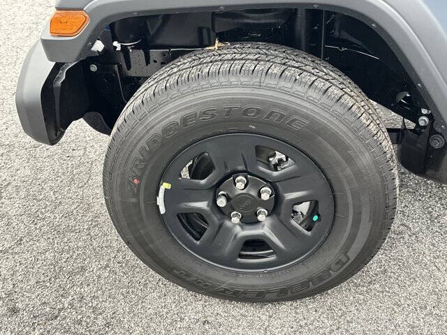 2026 Jeep Gladiator Sport