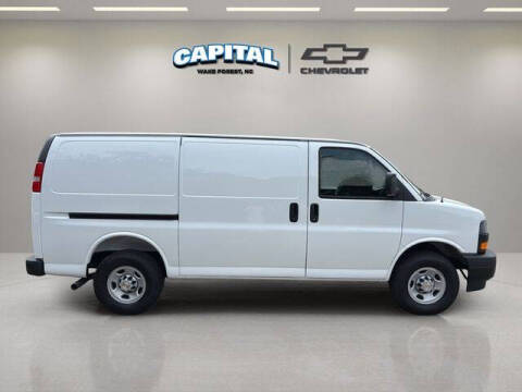 2025 Chevrolet Express 2500