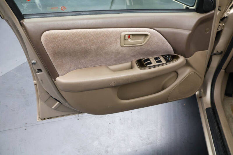 1997 Toyota Camry LE V6