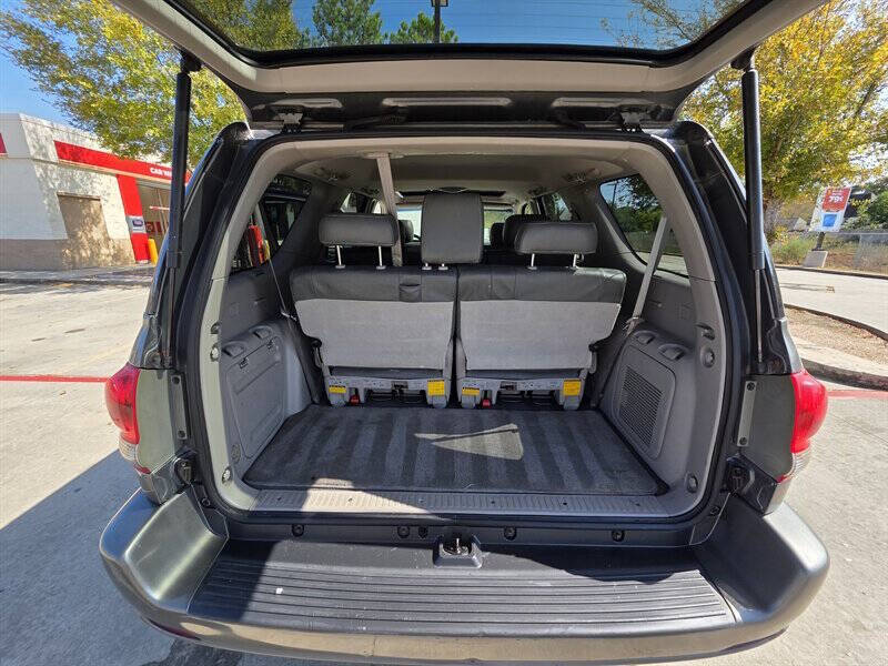 2006 Toyota Sequoia SR5