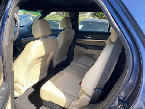 2016 Ford Explorer