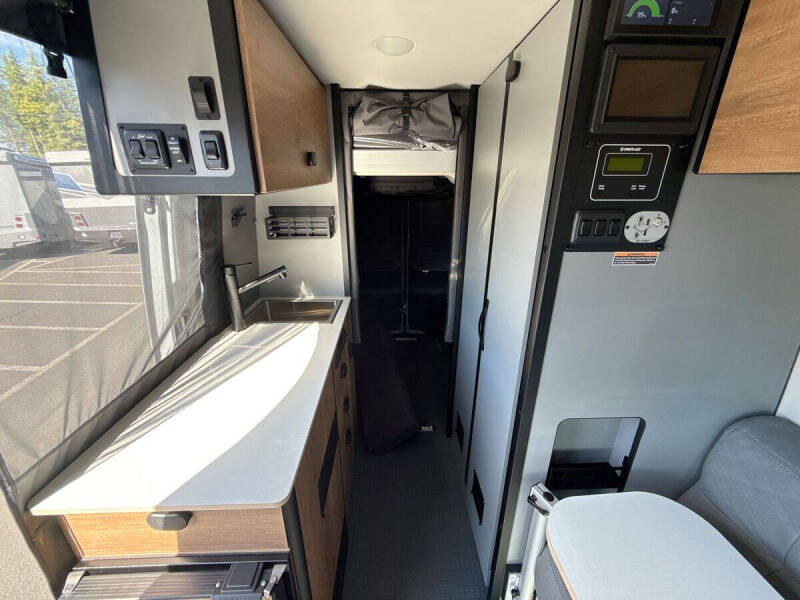 2025 Mercedes-Benz Sprinter